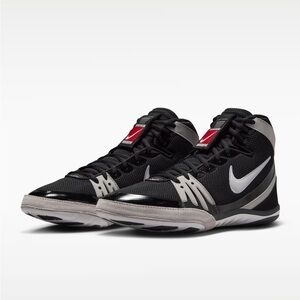 Nike Freek Black White Team Issued 316403-011 Wrestling Shoes Men’s Size 10 NWT